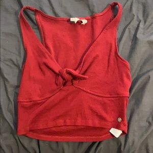 Roxy maroon tied crop top